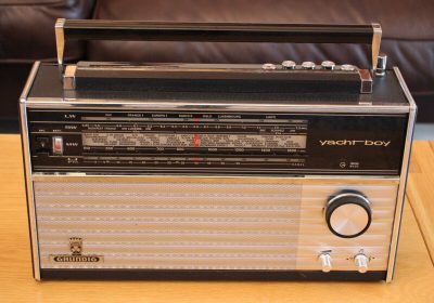 Dai-radio-GRUNDIG-210-YACHT-BOY-1