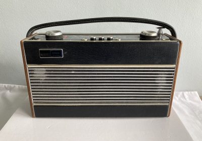 Dai-radio-Roberts-R600-cua-Anh-1