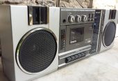 Dai-radio-cassettes-Sharp-GF-7400-2