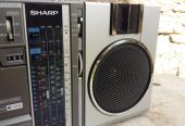 Dai-radio-cassettes-Sharp-GF-7400-4