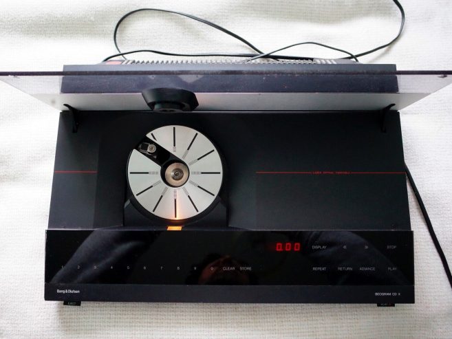 Dau-CD-Bang-Olufsen-Beogram-CDX-1