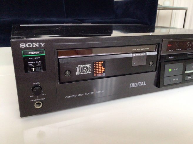 Dau-CD-SONY-CDP-101-3