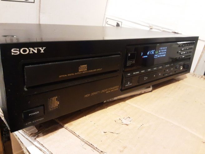 Dau-CD-SONY-CDP-790-1