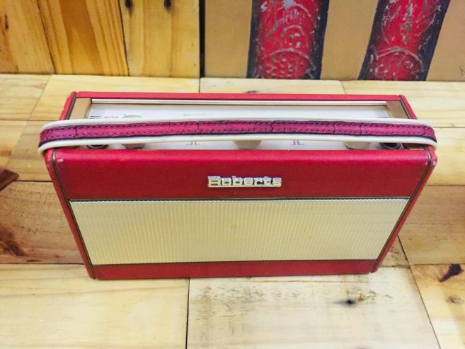 Radio-Roberts-R303-made-in-England-3