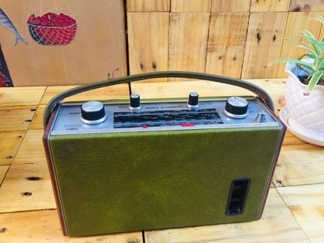 Radio-Roberts-R505-made-in-England-3